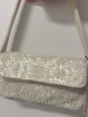 Elegant White Beaded Shoulder Bag